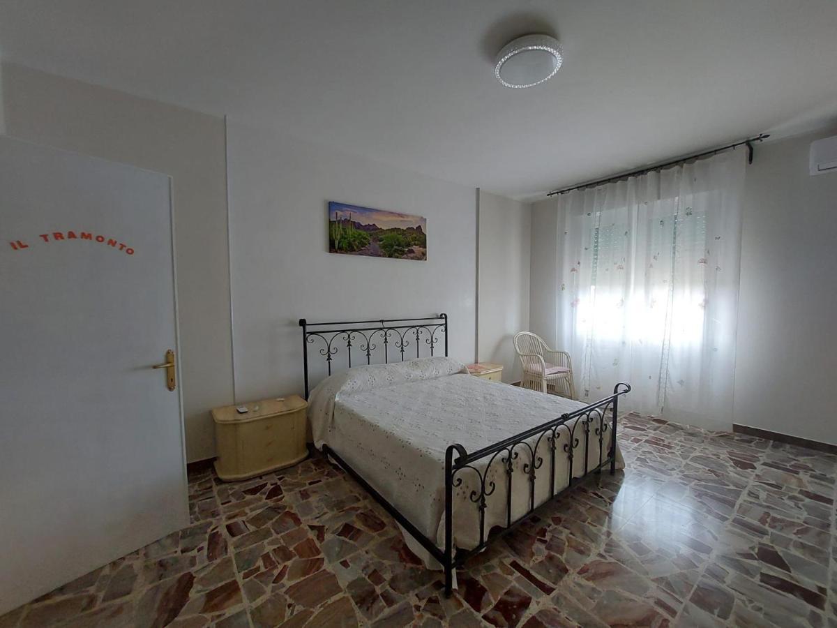 Bed and Breakfast Pepe Rosa Термолі Екстер'єр фото