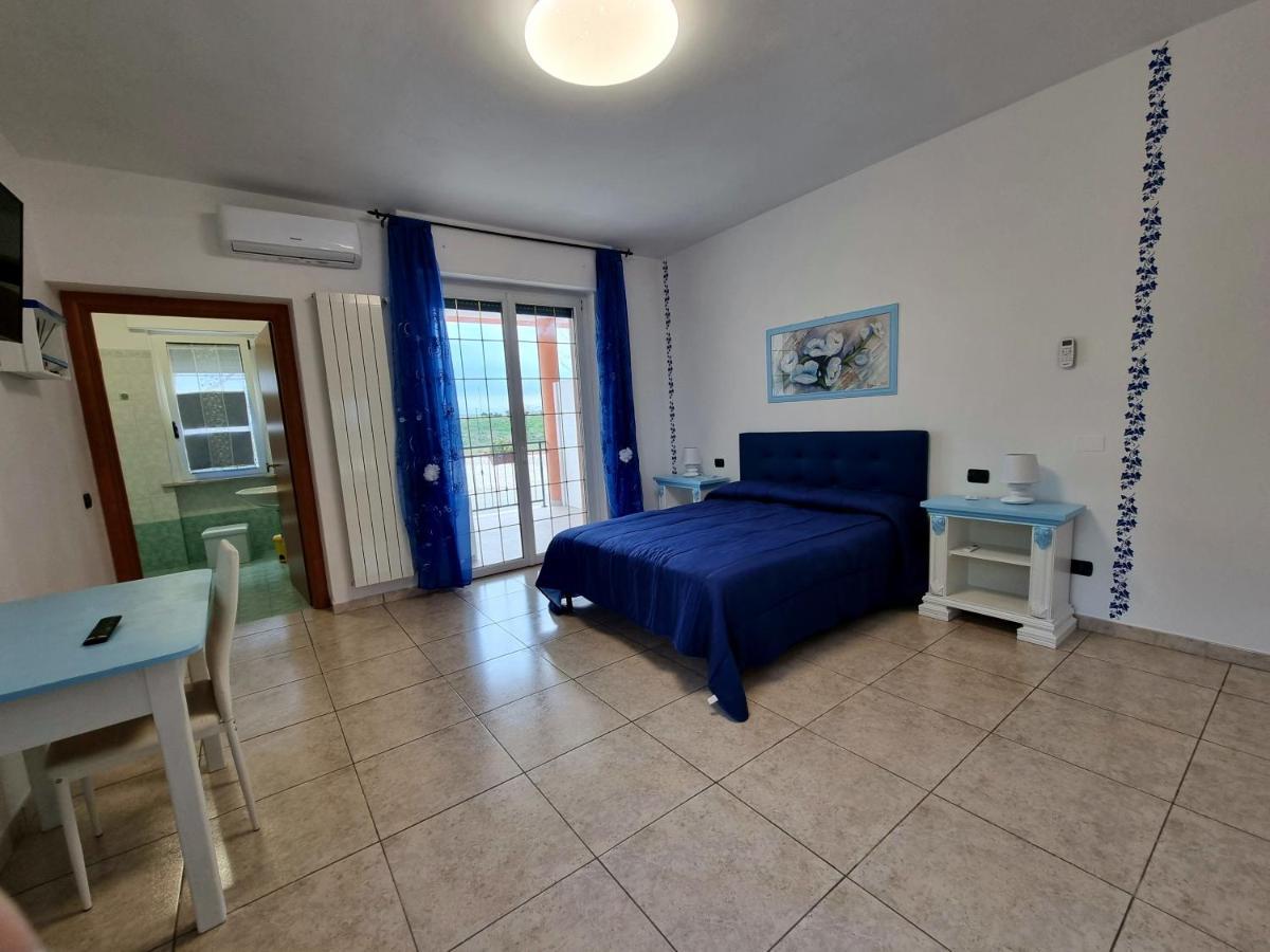Bed and Breakfast Pepe Rosa Термолі Екстер'єр фото
