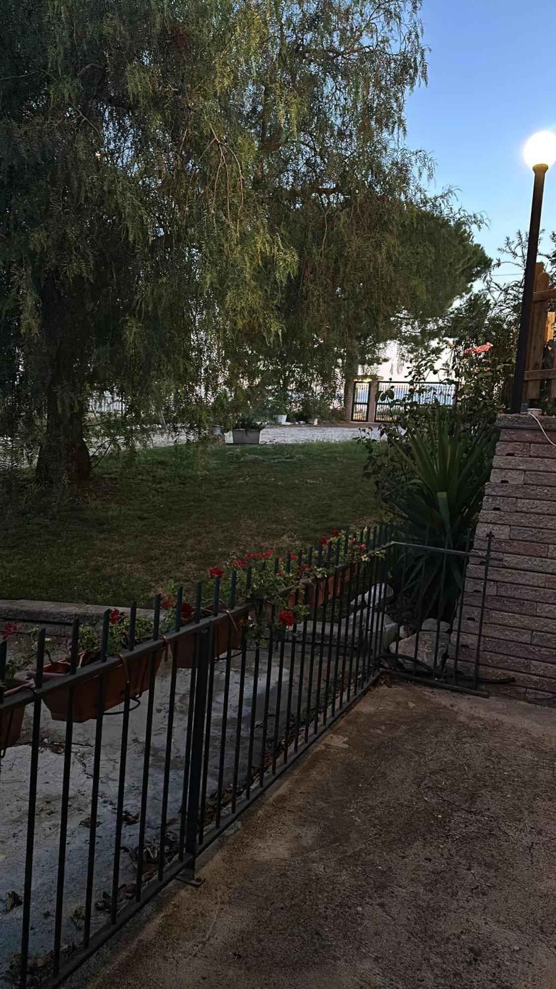 Bed and Breakfast Pepe Rosa Термолі Екстер'єр фото